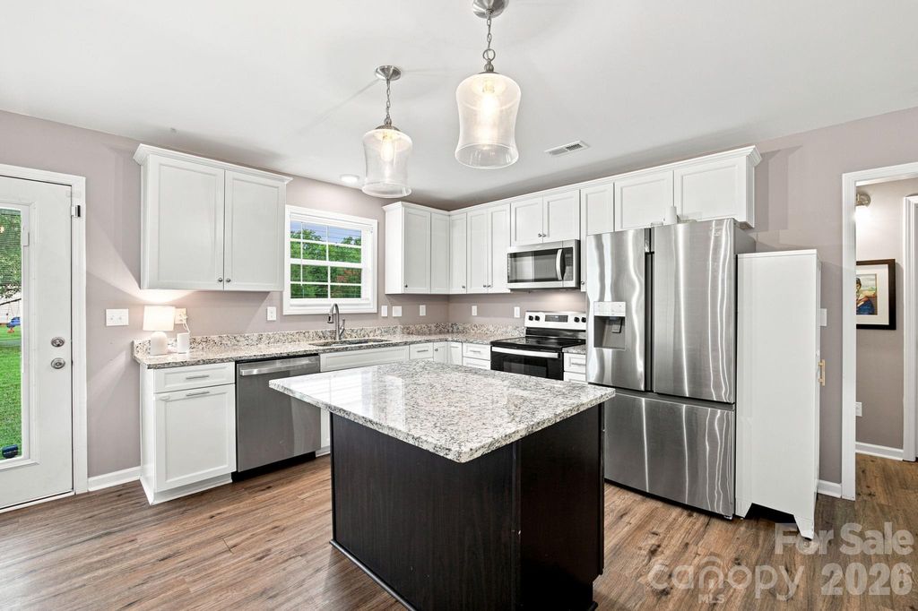 1879 Jetton Drive, Vale, NC 28168