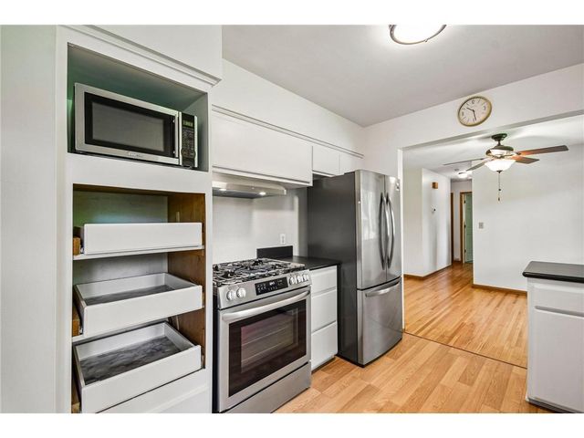 15606 Minnetonka Boulevard, Minnetonka, MN 55345