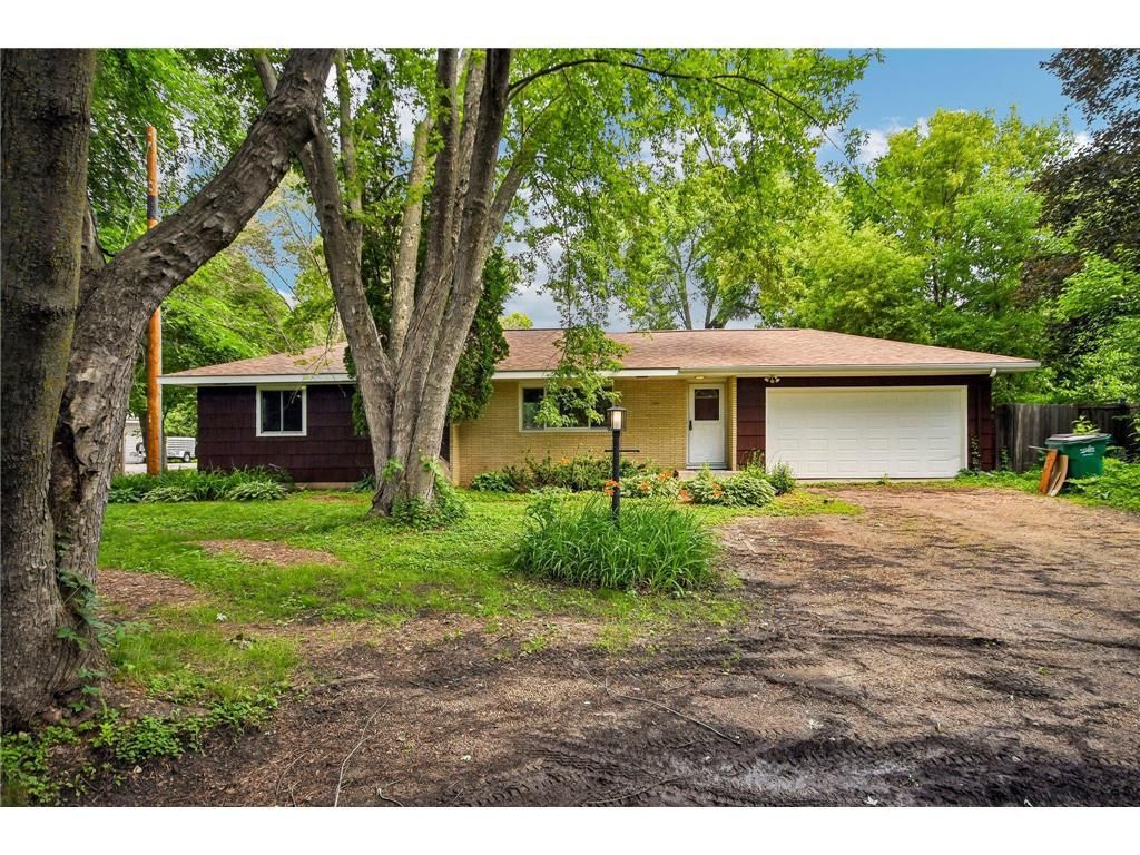 15606 Minnetonka Boulevard, Minnetonka, MN 55345