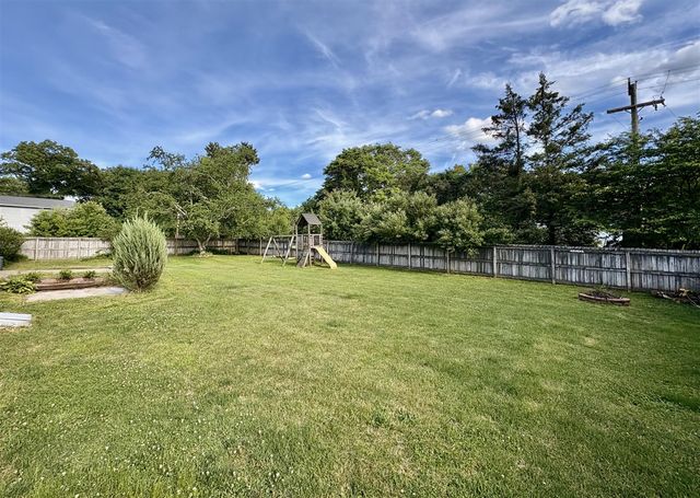 9065 Nature Way, Kalamazoo, MI 49009
