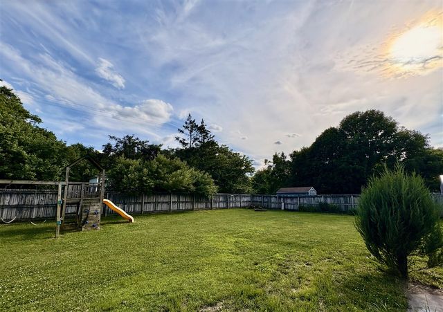 9065 Nature Way, Kalamazoo, MI 49009