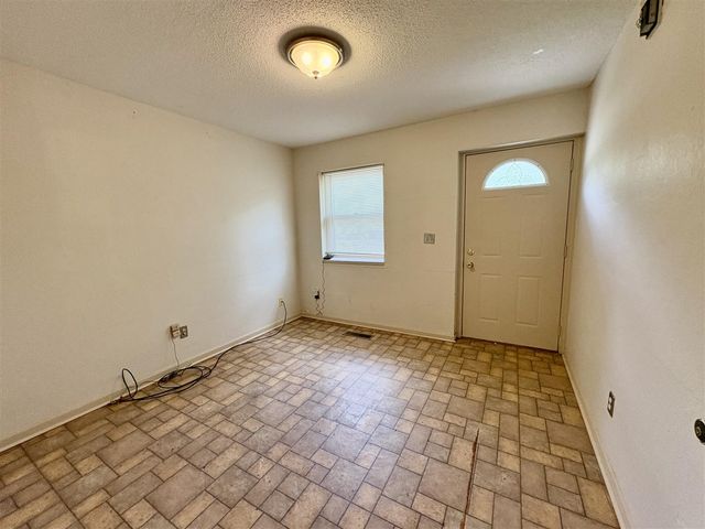 9065 Nature Way, Kalamazoo, MI 49009