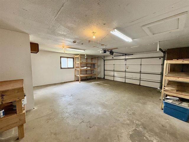 9065 Nature Way, Kalamazoo, MI 49009