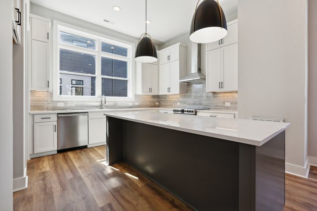 107 E 9th St Apt C-5, Columbia, TN 38401