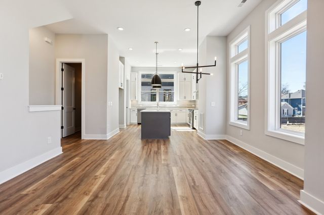107 E 9th St Apt C-5, Columbia, TN 38401