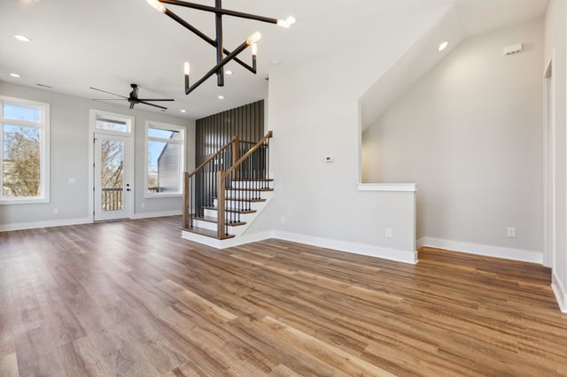107 E 9th St Apt C-5, Columbia, TN 38401