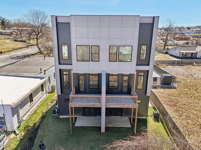 107 E 9th St Apt C-5, Columbia, TN 38401