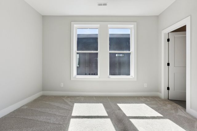 107 E 9th St Apt C-5, Columbia, TN 38401