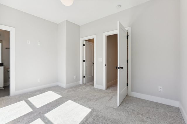107 E 9th St Apt C-5, Columbia, TN 38401
