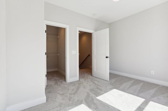 107 E 9th St Apt C-5, Columbia, TN 38401