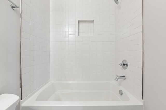 107 E 9th St Apt C-5, Columbia, TN 38401