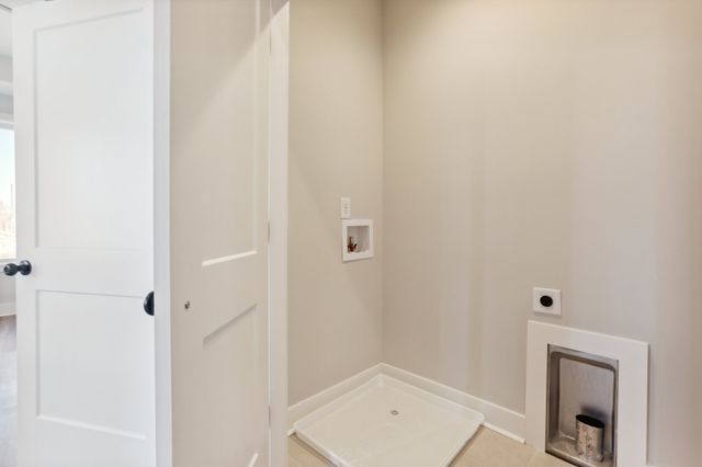 107 E 9th St Apt C-5, Columbia, TN 38401