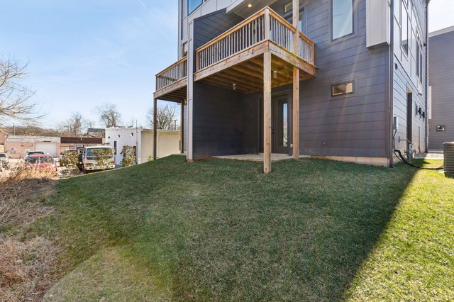 107 E 9th St Apt C-5, Columbia, TN 38401