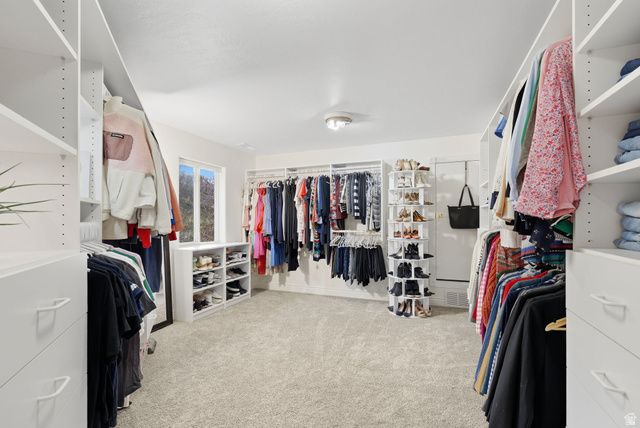 35 E LONE HOLLOW DR, Sandy, UT 84092