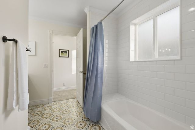 35 E LONE HOLLOW DR, Sandy, UT 84092