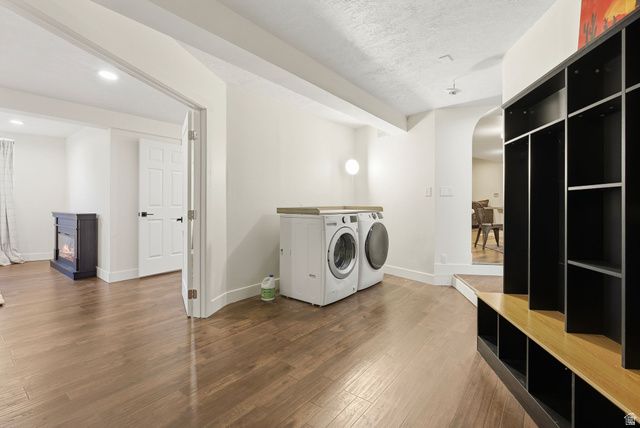 35 E LONE HOLLOW DR, Sandy, UT 84092