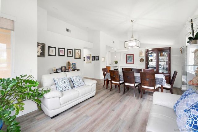 1425 Knoll Park Gln, Escondido, CA 92029