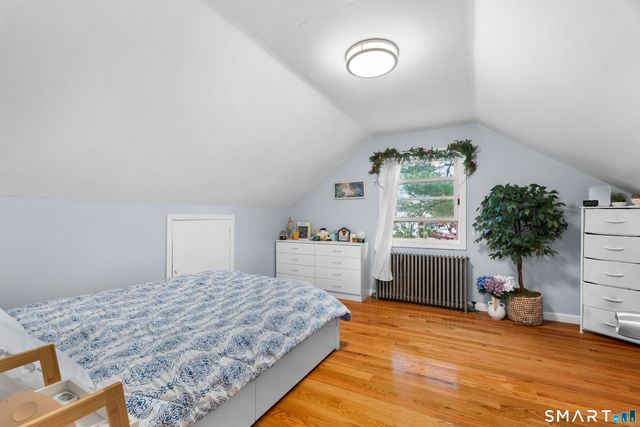 5 Cloverhill Avenue, Bridgeport, CT 06606