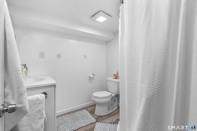 5 Cloverhill Avenue, Bridgeport, CT 06606