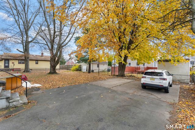 5 Cloverhill Avenue, Bridgeport, CT 06606