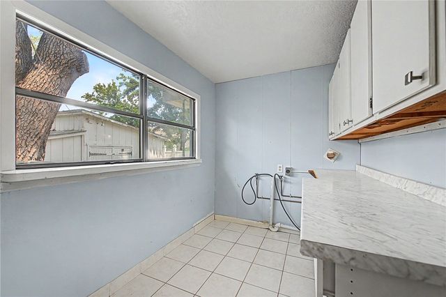 1114 S 4th Street, Rogers, AR 72756
