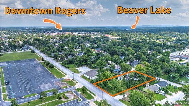 1114 S 4th Street, Rogers, AR 72756