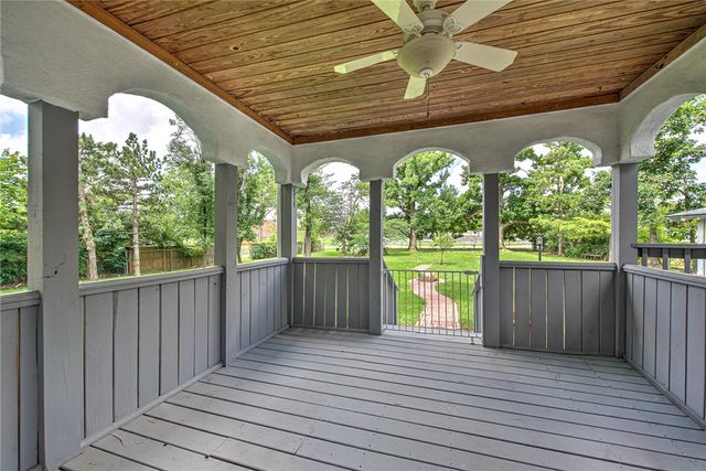 1114 S 4th Street, Rogers, AR 72756