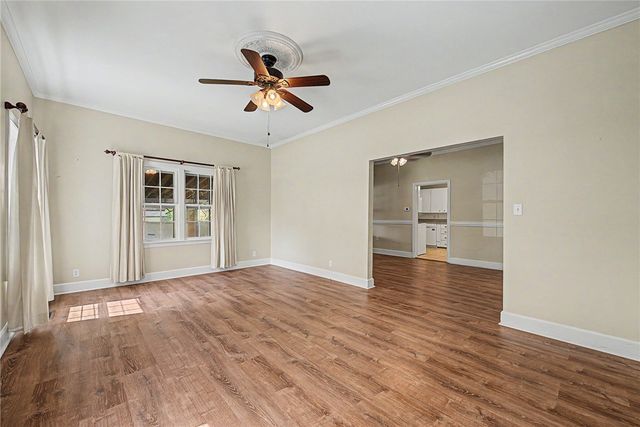 1114 S 4th Street, Rogers, AR 72756