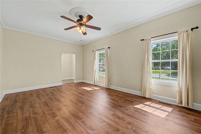 1114 S 4th Street, Rogers, AR 72756