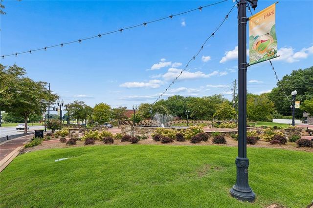 4855 College Street 11, Forest Park, GA 30297