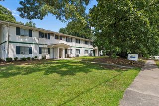 4855 College Street 11, Forest Park, GA 30297
