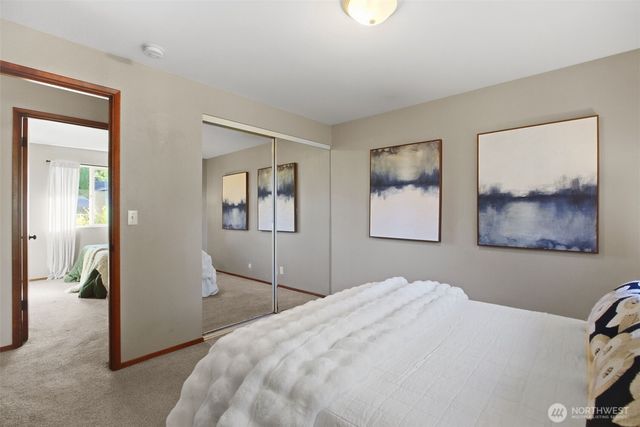 30211 10th Avenue S, Federal Way, WA 98003