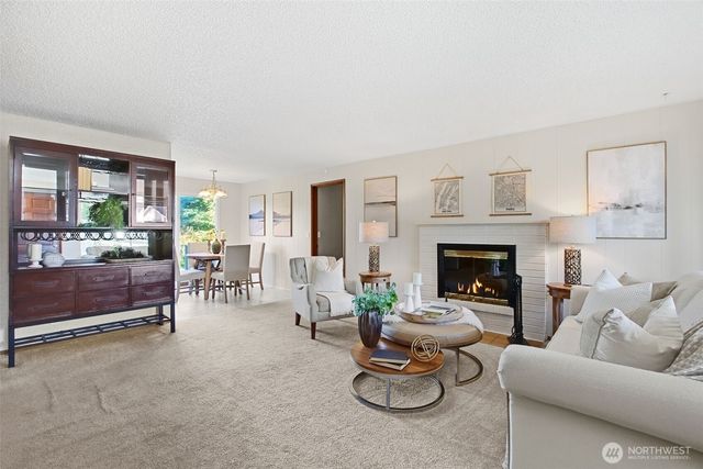30211 10th Avenue S, Federal Way, WA 98003