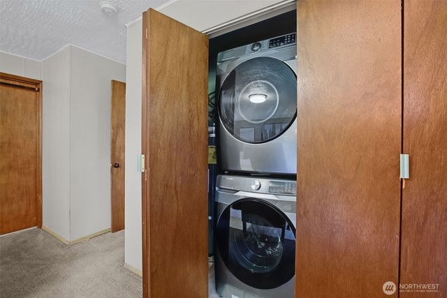 30211 10th Avenue S, Federal Way, WA 98003