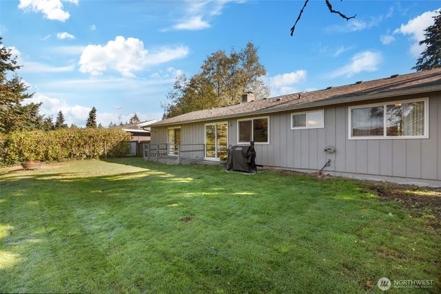 30211 10th Avenue S, Federal Way, WA 98003