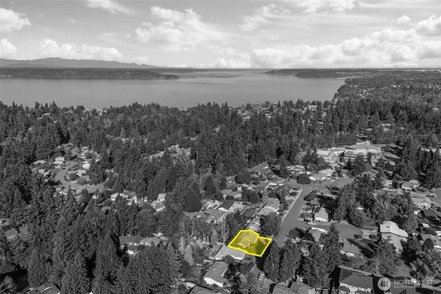 30211 10th Avenue S, Federal Way, WA 98003