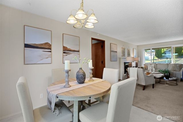 30211 10th Avenue S, Federal Way, WA 98003