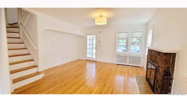19 Poppy Avenue, Franklin Square, NY 11010
