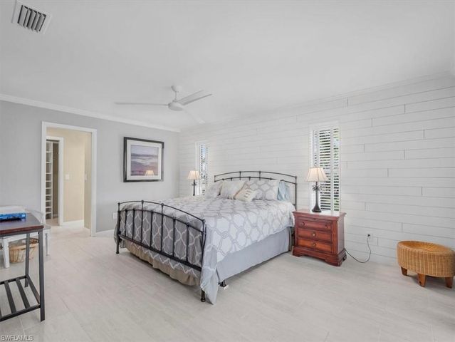 1704 Palaco Grande PKWY, Cape Coral, FL 33904