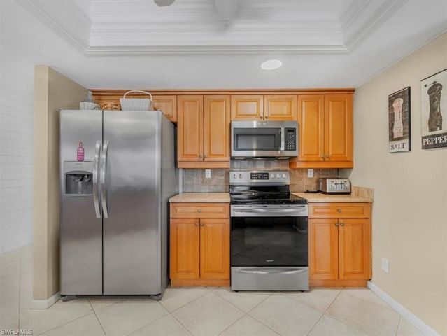 1704 Palaco Grande PKWY, Cape Coral, FL 33904