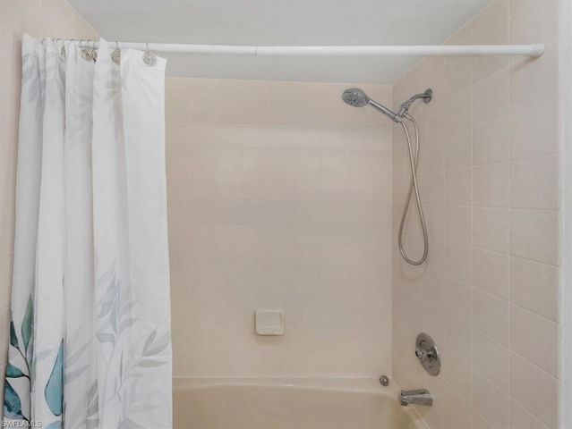 1704 Palaco Grande PKWY, Cape Coral, FL 33904