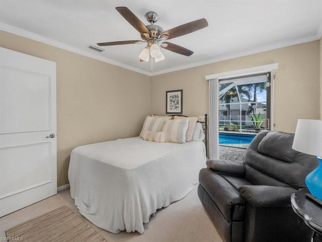 1704 Palaco Grande PKWY, Cape Coral, FL 33904