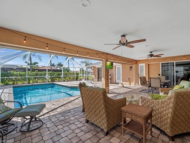 1704 Palaco Grande PKWY, Cape Coral, FL 33904