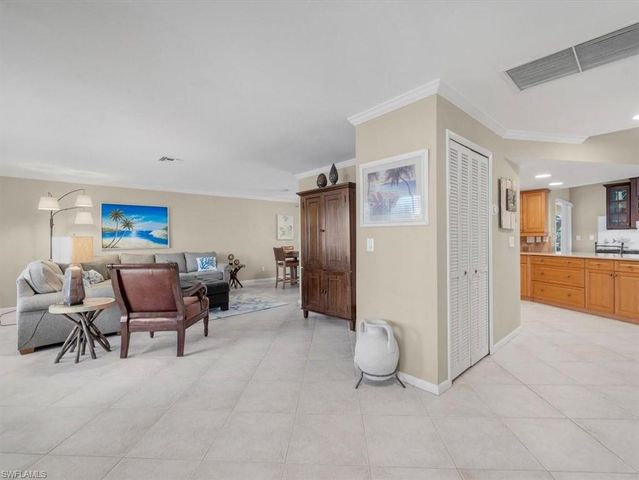 1704 Palaco Grande PKWY, Cape Coral, FL 33904