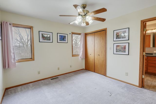 1023 Union Drive, Newton, IA 50208