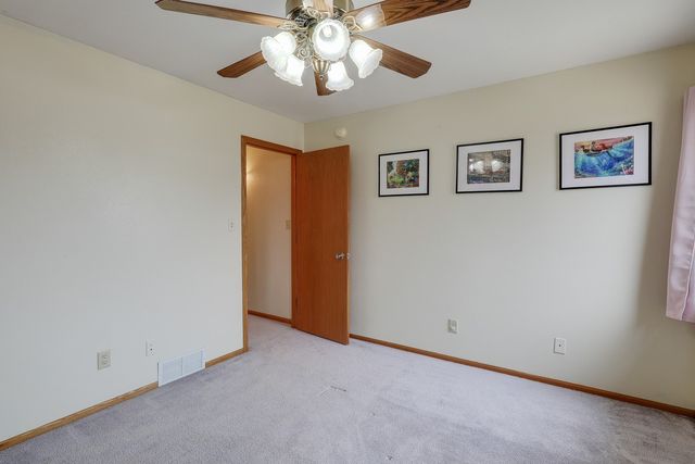 1023 Union Drive, Newton, IA 50208