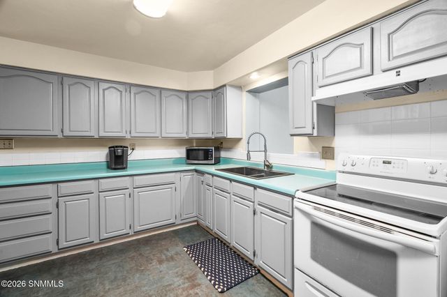 530 Linda Vista Road, Las Cruces, NM 88005