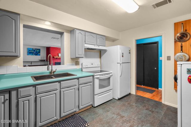 530 Linda Vista Road, Las Cruces, NM 88005