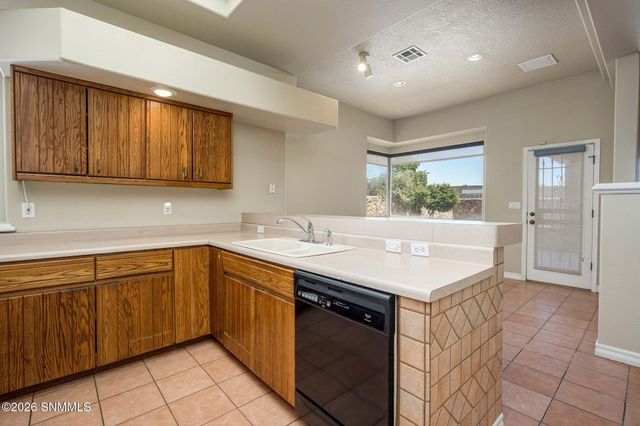 624 Cielo Bonito Court, Las Cruces, NM 88005