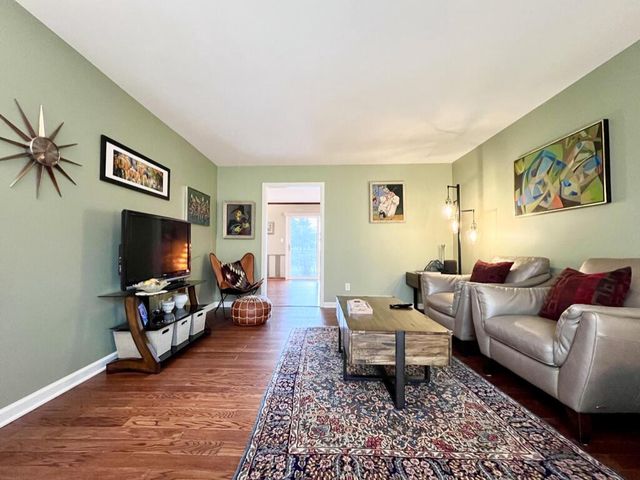 12558 N Woodland DRIVE, Mequon, WI 53092